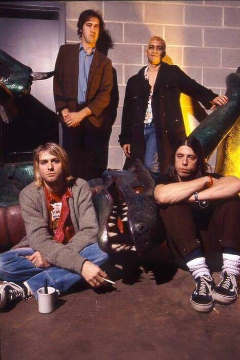 Claugrunge's tweet photo. #Nirvana #KristNovoselic #PatSmears #KurtCobain #DaveGrohl https://t.co/UsRpQwLsfX