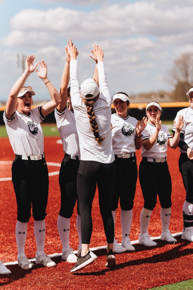 Gardner-Webb Softball tweet media