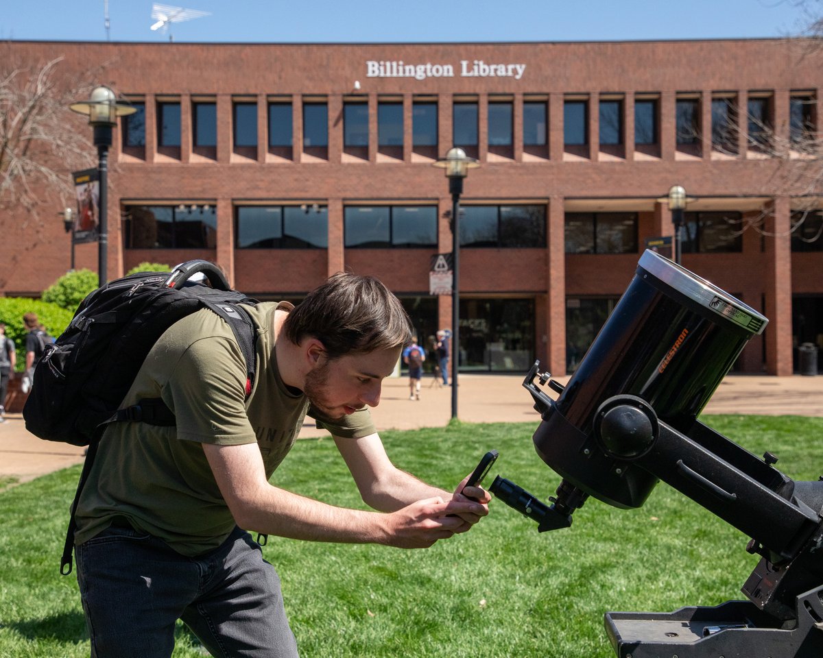 JCCC students, faculty and staff spent the afternoon chasing solar shadows and catching cosmic history! #Eclipse2024 🌞🌑✨