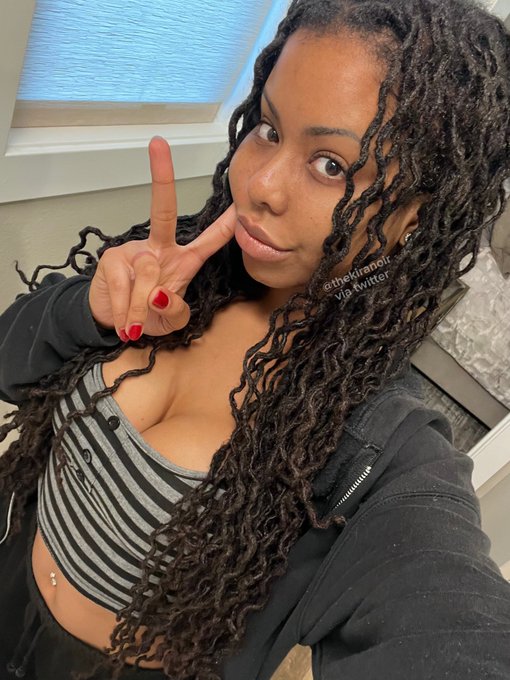 1 pic. which one would you wanna jork your peanuts to https://t.co/63o2U2DUyD<a href="/tag/mvsales"class="tags"><span>#mvsales</span></a>