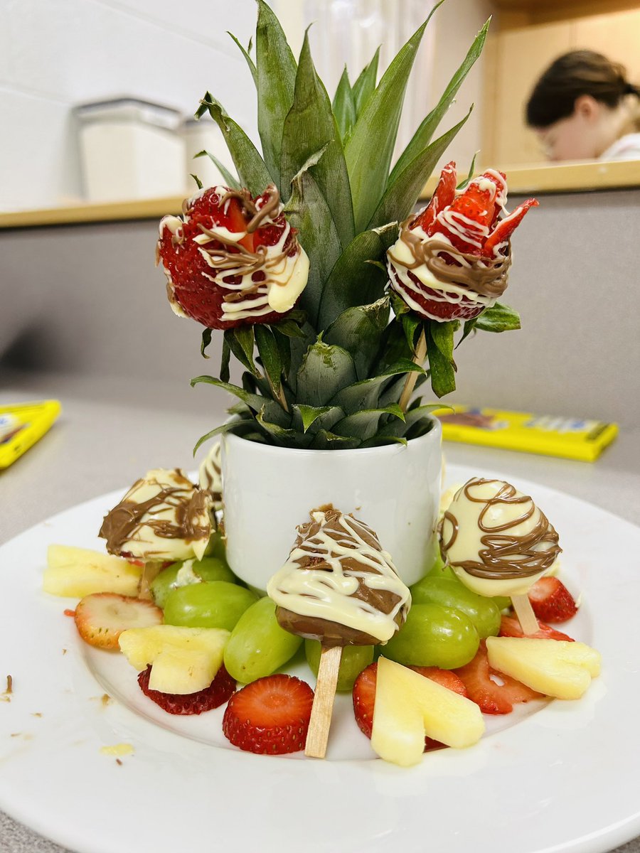 Alix MAC School tweet media