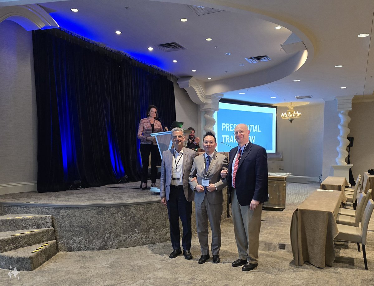 Congratulations to Dr. Danny Chu, who is being escorted to his new position as President of AVAS, by Dr. Sarosi and Dr. Itani. Thank you, Dr. Mary Hawn, for your outstanding leadership this last year! #AVAS2024 #VASurgeons