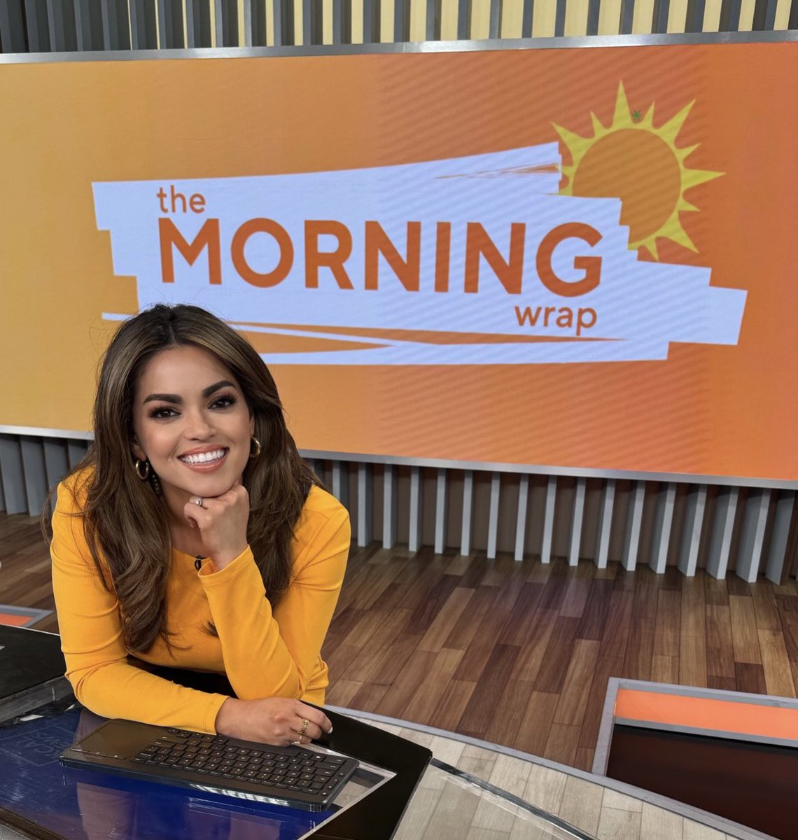 Surprise! ☀️ Our streaming show ‘The Morning Wrap’ will be LIVE on KCAL News AND streaming on CBS News Los Angeles today through Wednesday! 🥳 Be sure to watch at 11:30AM @themorningwrap @kcalnews