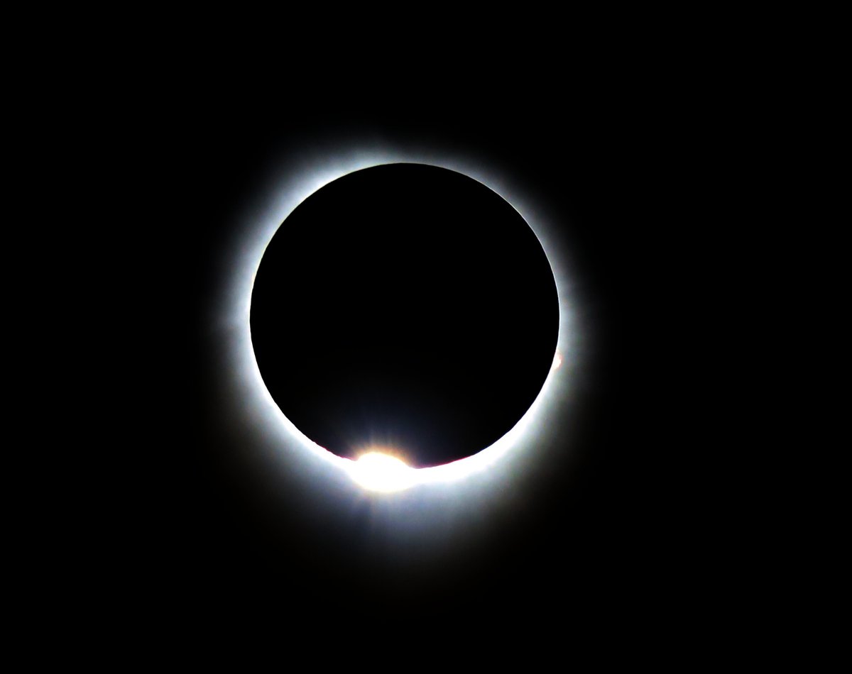 To see a second total solar eclipse in a lifetime is an incredible privilege. Four of my pictures from the one today, which our family watched in #Batesville - a nice, friendly small town in rural Indiana. The 1st and 3rd photos are unprocessed, the 2nd and 4th are…