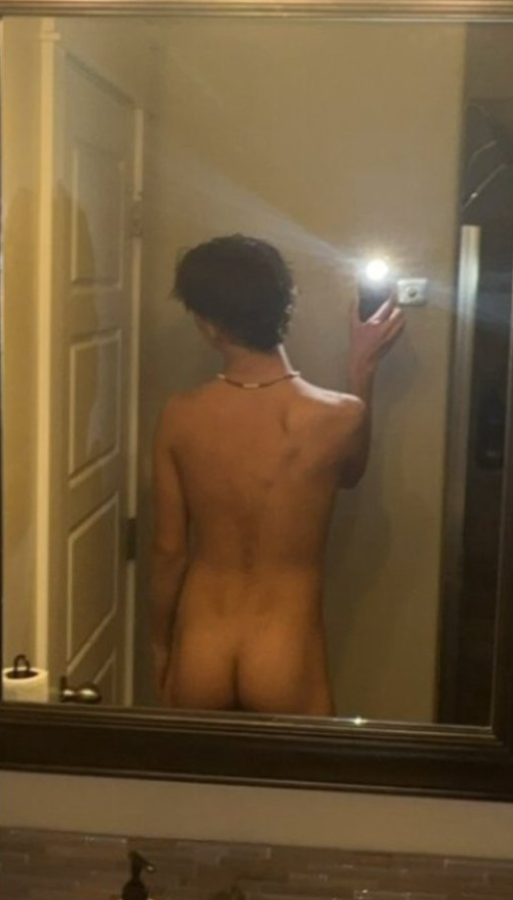 Rt if you wanna come and bury your face in my ass ;)