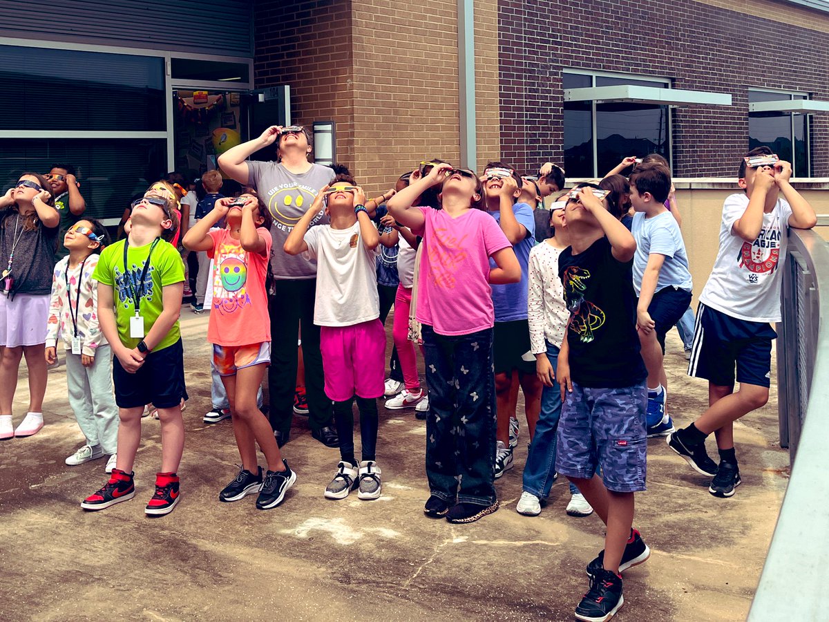 Gabriela Bogani (@mrsbogani) on Twitter photo Solar spectacle: better than your average Monday 🌞🕶️Thank you <a href="/bucees/">Buc-ee's Beaver</a> <a href="/hmns/">The Houston Museum of Natural Science ❤️🦖🧠🌌</a> @campbellcubs PTA for supplying our #ACEcubs students and staff with solar viewers for this ✨event. <a href="/katyisd_ELEMCI/">Katy ISD Elementary Curriculum & Instruction</a> <a href="/katyisd/">Katy ISD</a> Solar spectacle: better than your average Monday 🌞🕶️Thank you <a href="/bucees/">Buc-ee's Beaver</a> <a href="/hmns/">The Houston Museum of Natural Science ❤️🦖🧠🌌</a> @campbellcubs PTA for supplying our #ACEcubs students and staff with solar viewers for this ✨event. <a href="/katyisd_ELEMCI/">Katy ISD Elementary Curriculum & Instruction</a> <a href="/katyisd/">Katy ISD</a>