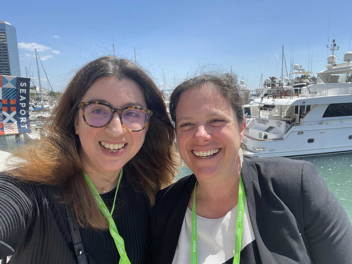 One of the great perks of #AACR24 is the opportunity to reconnect with colleagues and collaborators from around the world! @LiquidBiopsyLab @gecp_org @AACR @HopkinsThoracic