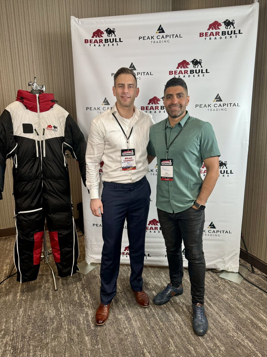 TurboBreakEven's tweet photo. Live Trading Summit - Vancouver 2024 @BearBullTraders
#BBTLive
#BBTFamily https://t.co/nihFPL7EEL