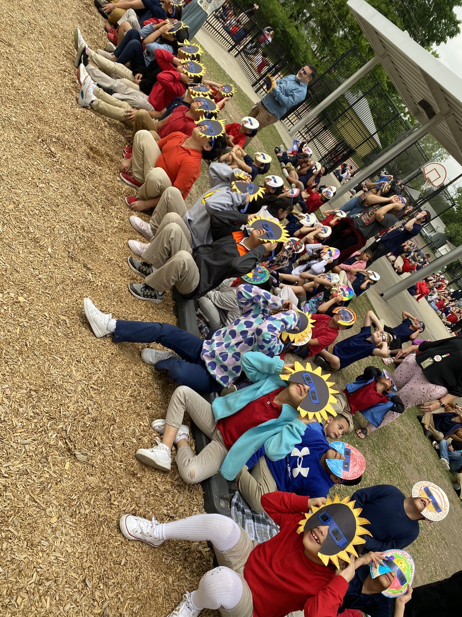 Ms. Menacho tweet media