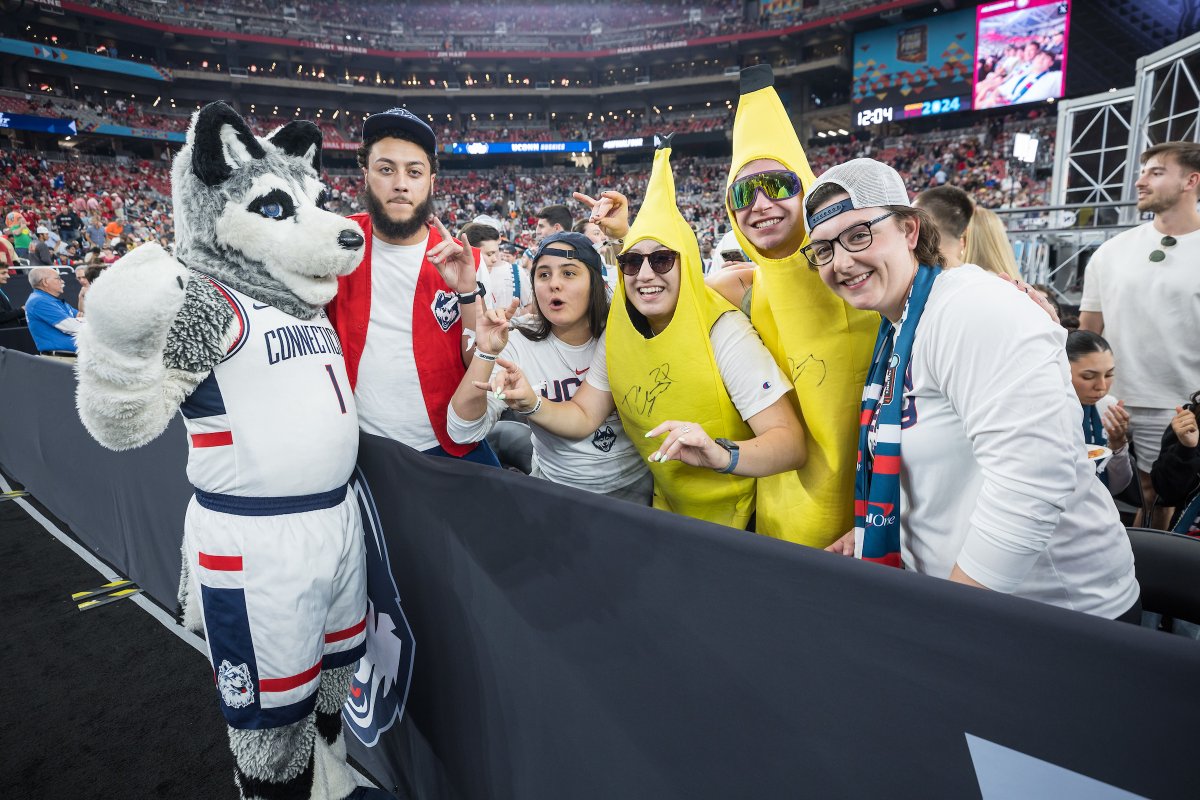 GAME ON! Catch the action and create unforgettable moments with your fellow fans as @BoilerBall and @UConnMBB go head-to-head at State Farm Stadium!