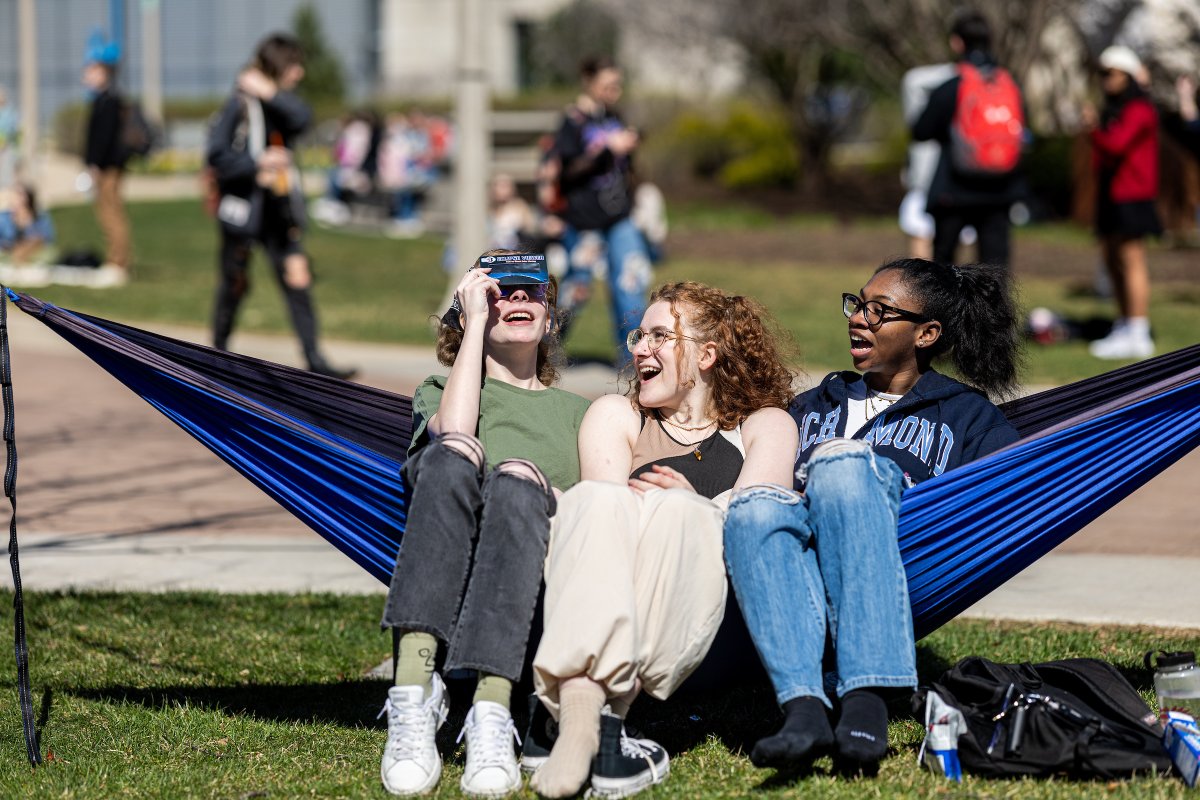 LoyolaChicago tweet picture