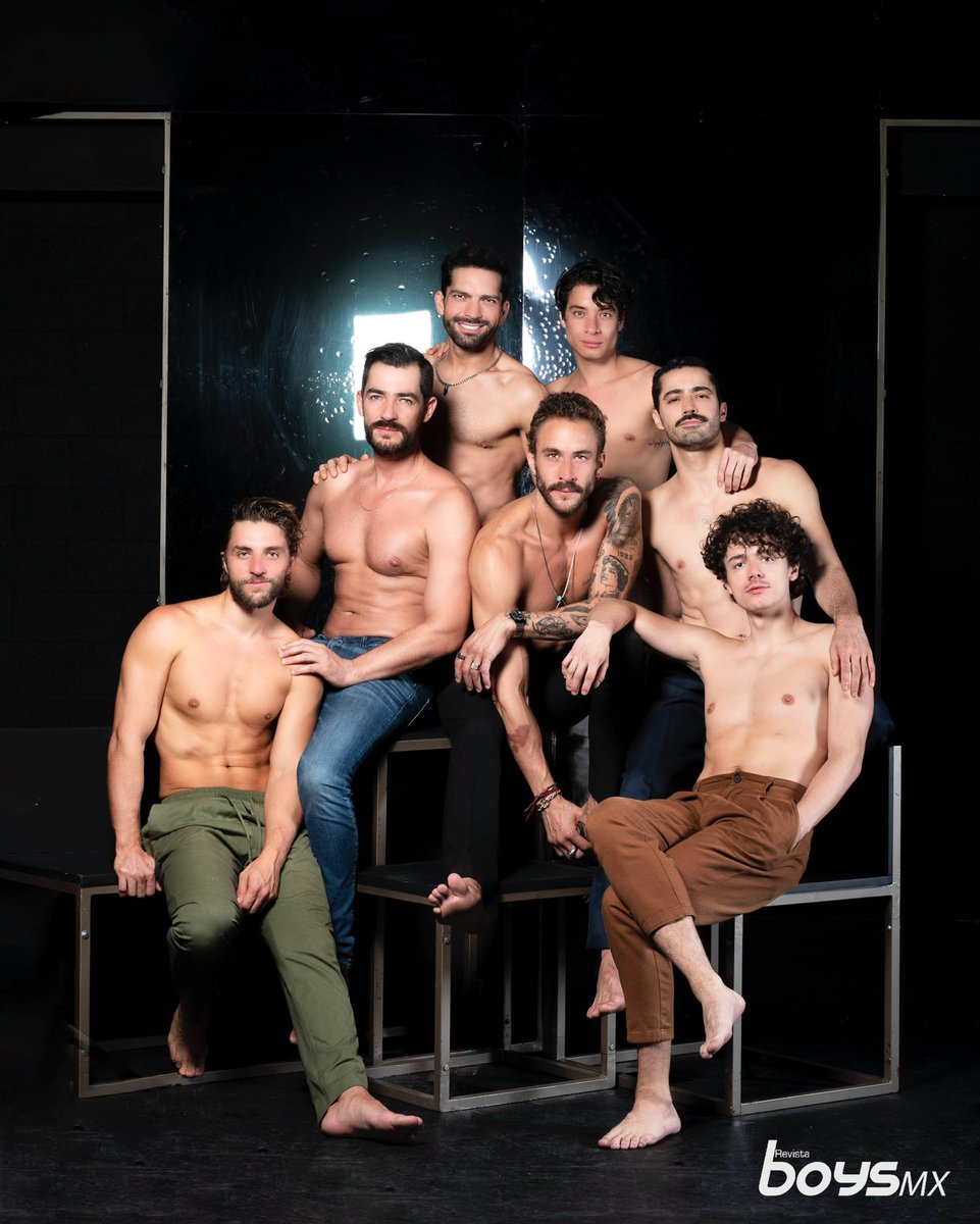 Sabíamos que AFTERGLOW México sería un éxito en cartelera, continúan ahora en Teatro @WilbertoCanton 🤩 Su elenco en las 100 ediciones de @revistaboysmx 🎉🙌🏼 #boysmxfoto