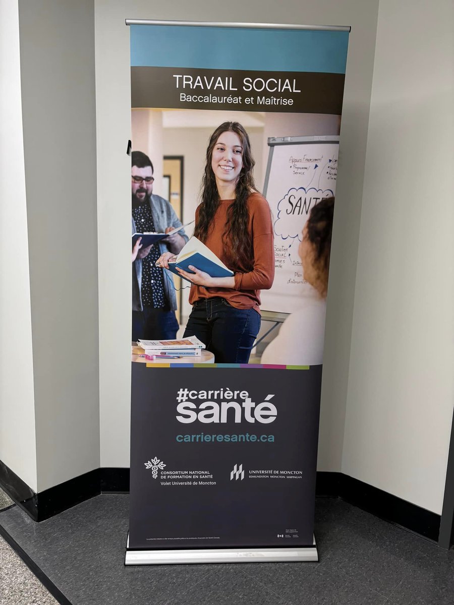 Samueljeanbap's tweet photo. Très heureux d’avoir animé la 21ème édition de la JOURNÉE D’ÉCHANGE entre l'École de travail social- #universitédemoncton et le ministère du Développement social au Nouveau-Brunswick.
Cette activité a réuni des étudiants et professionnel(le)s en travail social. https://t.co/iLGmO1Yj3V