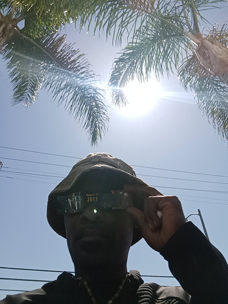 #WWLLLAA Grabbed some high frequency from sun solar eclipse today. Feeling it. #newmusicmonday #solareclipse2024 #lifeisgood #energized #goodvibes Whole World Live Love Laugh Again and Again!!! #newmusic #indieartist #songwriter #rnb #hiphop #afrobeats Enjoy the Experience!