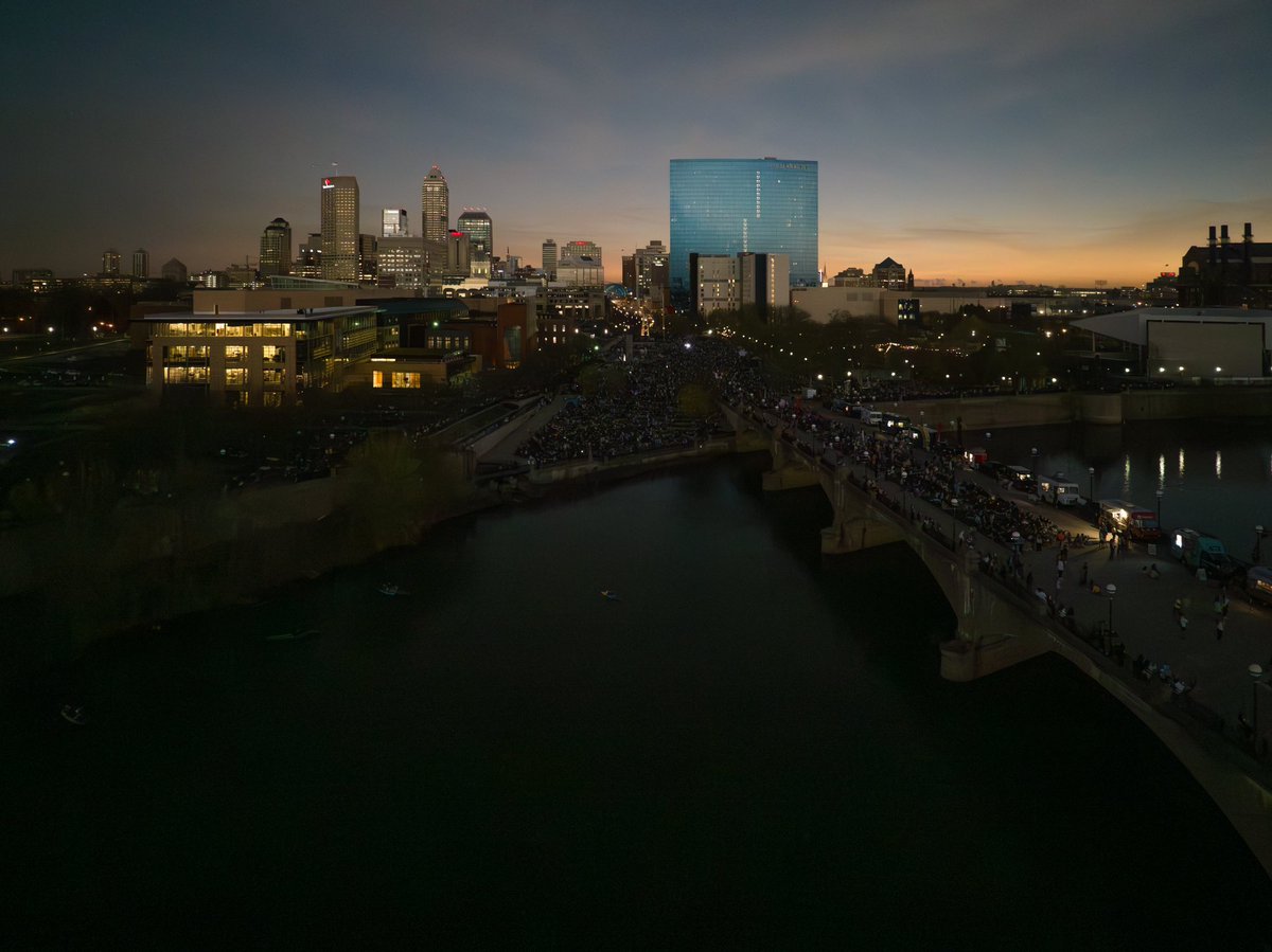 WhiteRiverStPrk's tweet photo. Thank you to everyone who came to experience total dark at White River State Park at #Lunacy!

Check out these incredible photos from the talented Daniel Woody. https://t.co/g69AgxnDlr