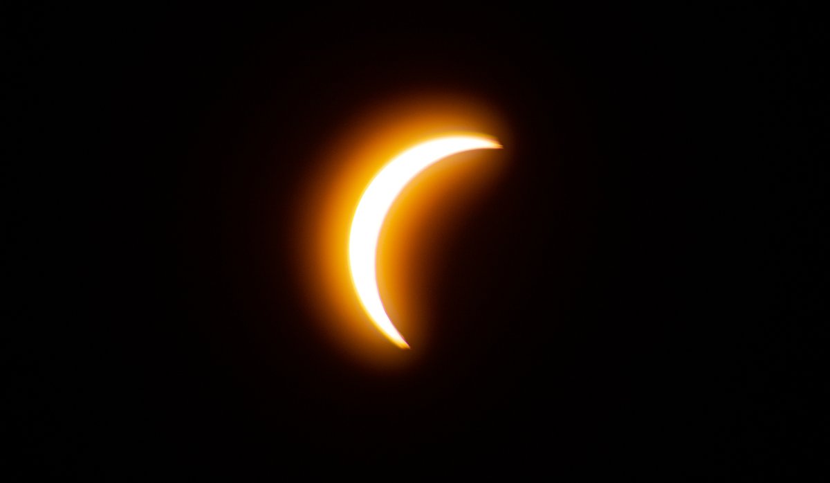 The solar eclipse seen over Poughkeepsie today, by @JohnMorzen.