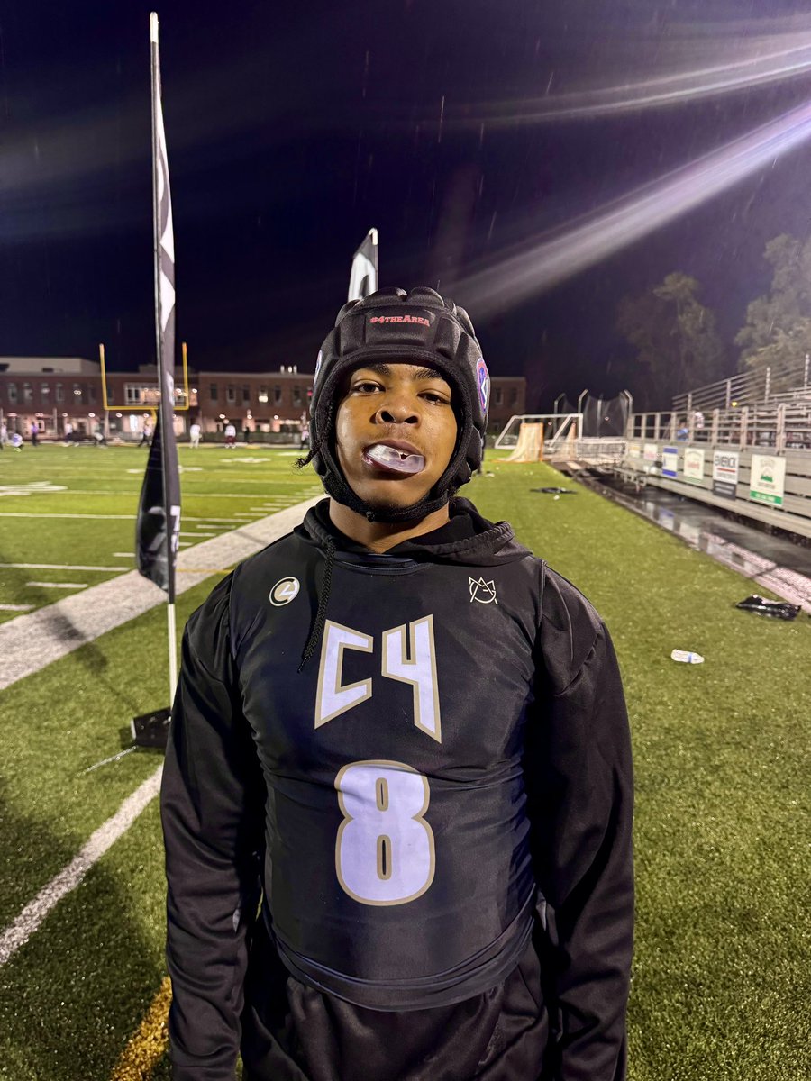 QB <a href="/TyRhodes07/">Ty Rhodes</a> with the game winner to 
RB: <a href="/JaylenHolloway_/">Jaylen Holloway</a> from Saturday nights pool play game for <a href="/C4SportOklahoma/">C4 SportsPerformance</a> <a href="/The7on7NW/">7on7 Association</a> Rose City Rumble