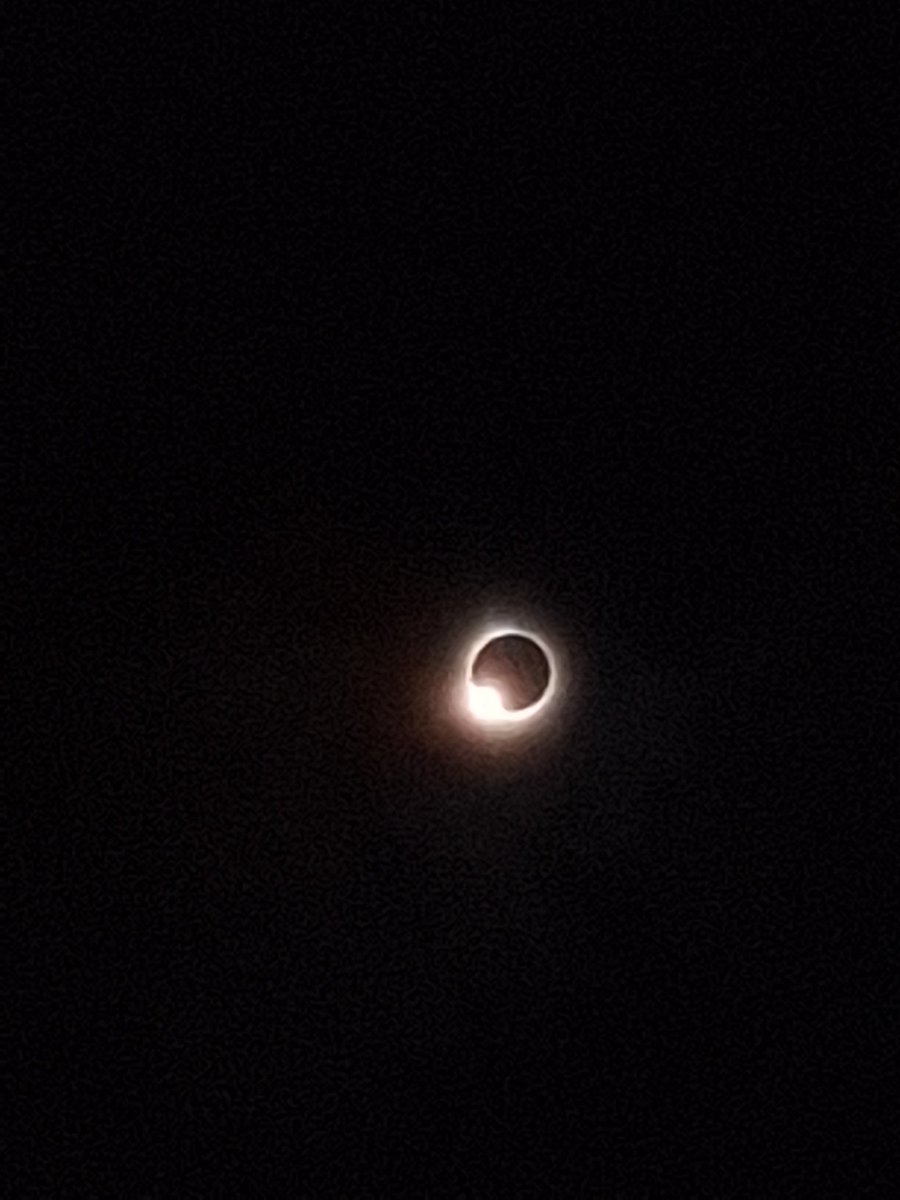CellMorphometry's tweet image. Totality!!!