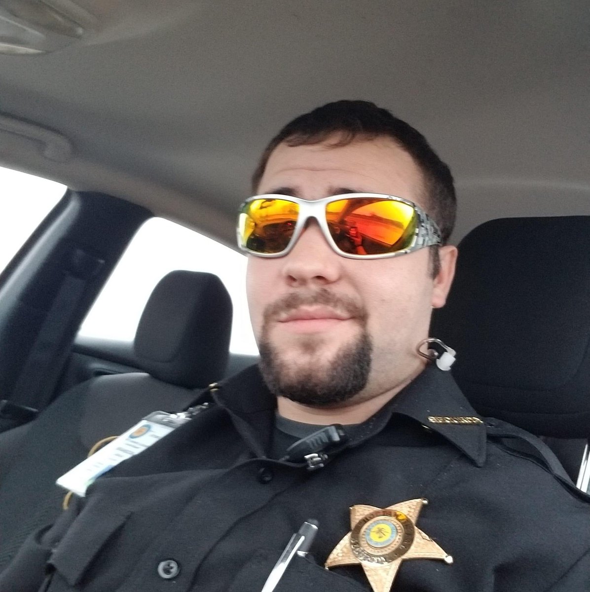 An Oklahoma police officer who was arrested in February for lewd acts with a minor has been rearrested. He was initially arrested for showing obscene material to a 10yr old girl, inappropriately touching her, & attempting to remove her bra. Meet Officer Brandon LeDoux.