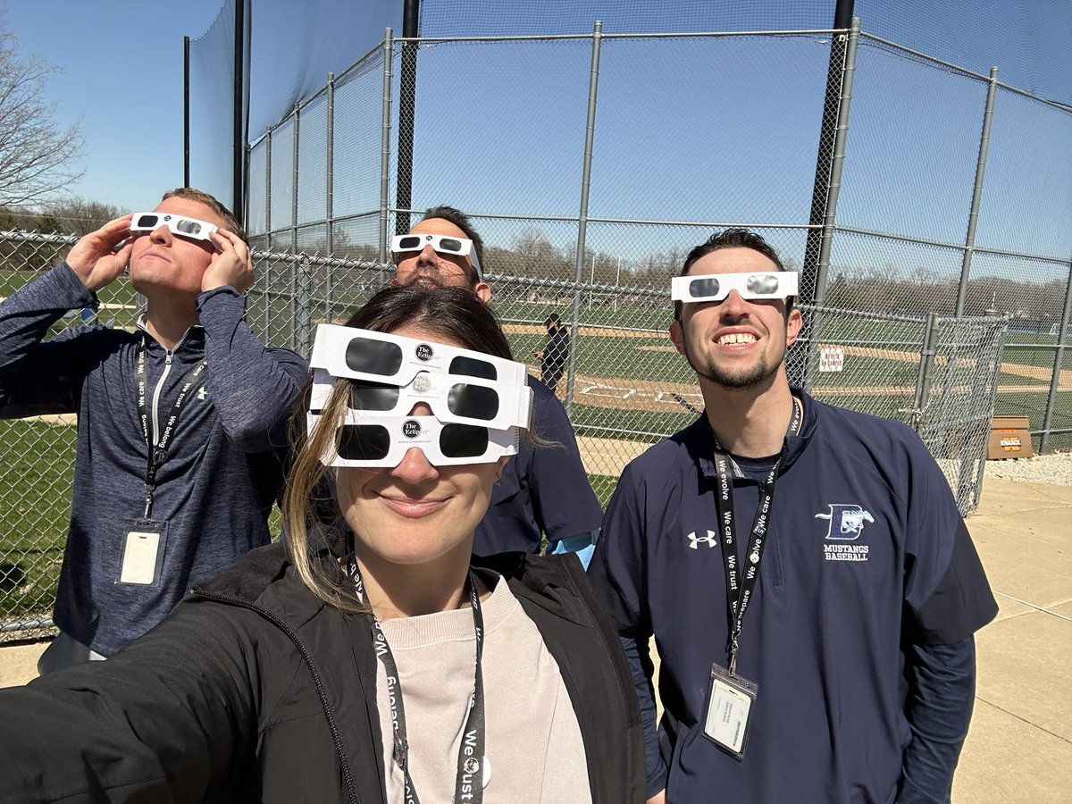 DGS Science set us up for success today at the Solar Eclipse viewing party on the field! #dgspride 🌙☀️