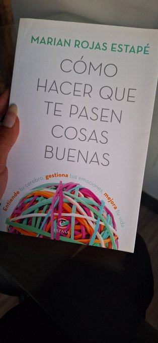 Hab&iacute;a pausado este libro y ya lo termin&eacute; 👌🏽 https://t.co/a6naE8hWDZ<a href="/tag/felizmartesatodos"class="tags"><span>#felizmartesatodos</span></a>