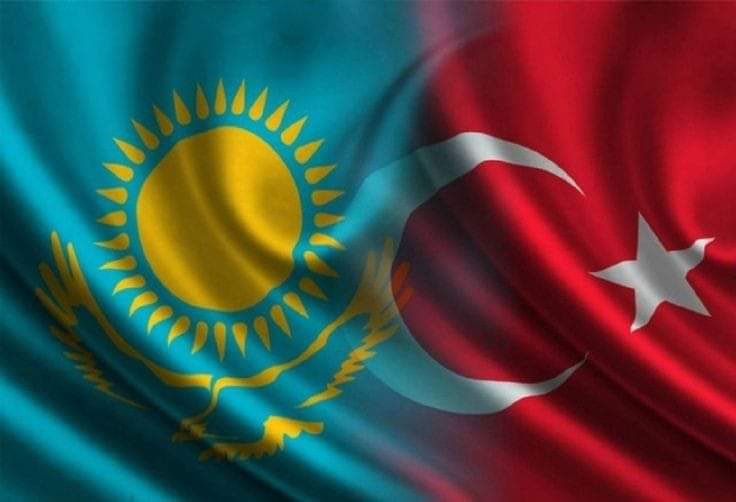 Kardeş ülke Kazakistan’ın 10 ayrı bölgesinde aynı anda etkili olan büyük bir sel felaketi yaşanıyor. Pek çok yerleşim yeri sular altında kalmış durumda. Geçmiş olsun Kazakistan Allah, yar ve yardımcıları olsun. @BskFuatYildirim