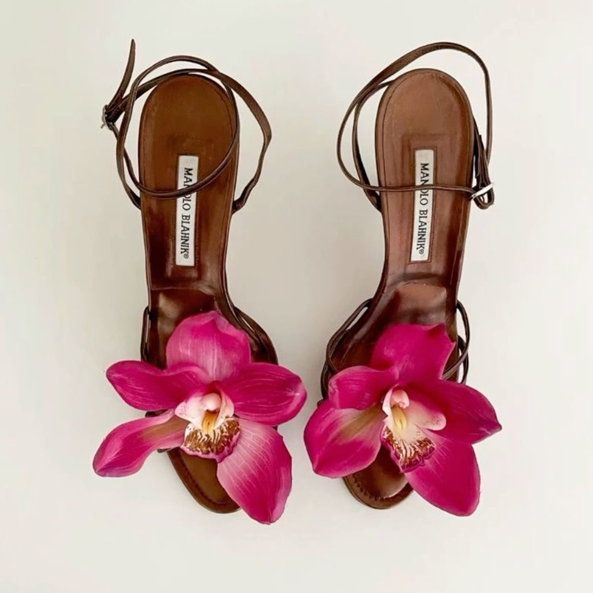 manolo blahnik flowers heels