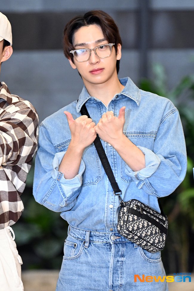더보이즈 상연 ‘쌍엄지를 부르는 멋짐’

🔗naver.me/Gie2fMGH