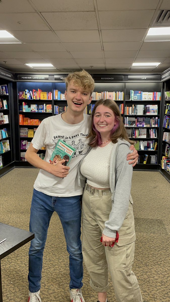 mellohibench's tweet image. it’s literally my sons birthday (i’m his lesbian father)