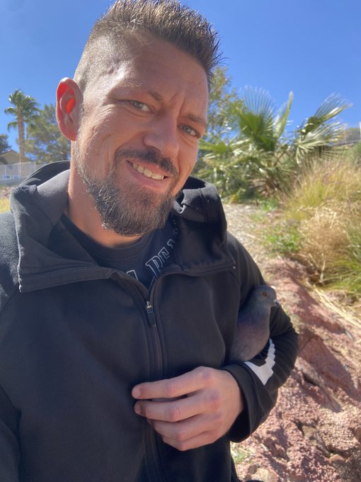 Look who followed me, today! https://t.co/BAiD6s64t9<a href="/tag/mvsales"class="tags"><span>#mvsales</span></a>