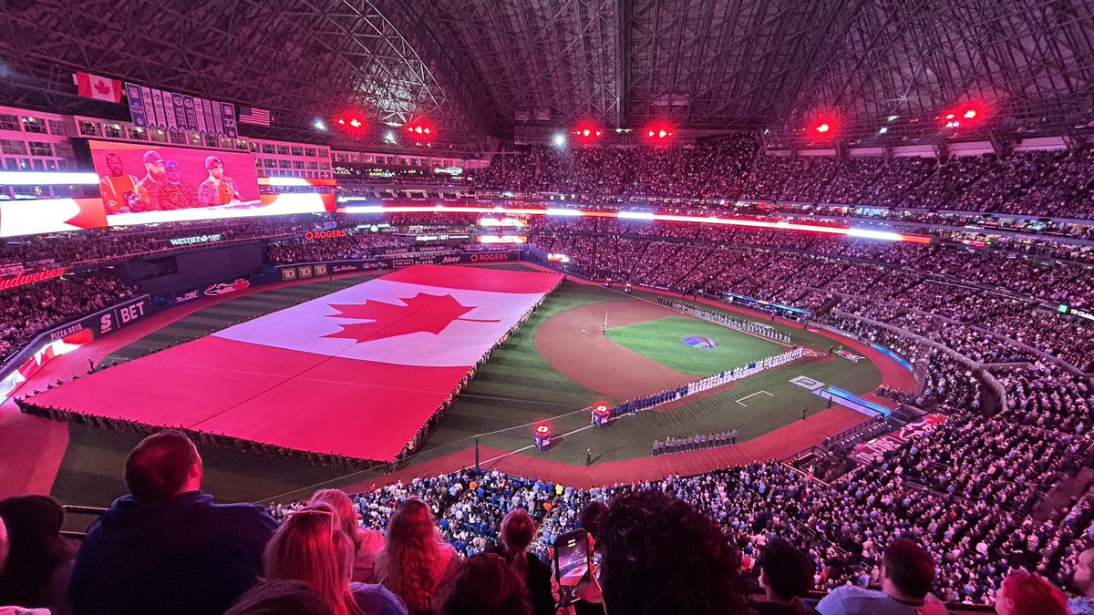 48th time; with feeling. ❤️ 🇨🇦 ⚾️