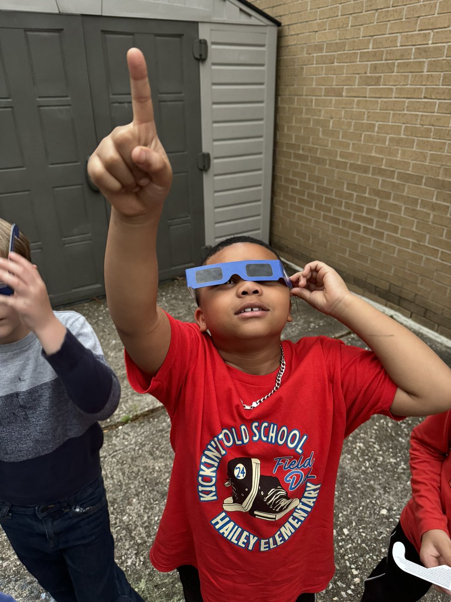 Hailey Elementary tweet media