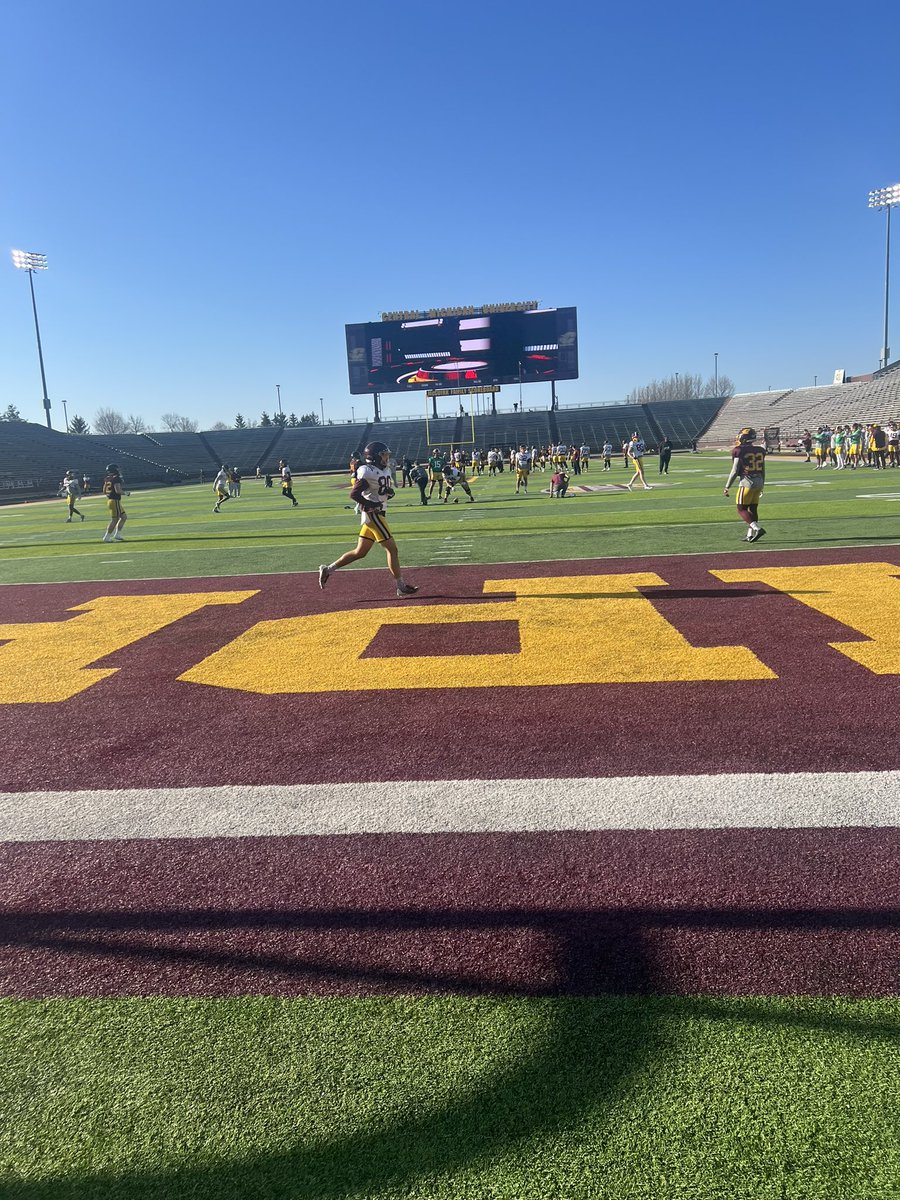 Josh Ziebell (@joshziebell) on Twitter photo Had a great time learning about <a href="/CMU_Football/">Central Michigan Football</a> today. Thank you @coachcalley21 @coachmikemcgee for all your time today, and @coachMcNamara9 for the opportunity to go to a spring practice! Excited to come back! #GoChips
@waukeshawestfb @prepredzonewi @mj_nfldraft Had a great time learning about <a href="/CMU_Football/">Central Michigan Football</a> today. Thank you @coachcalley21 @coachmikemcgee for all your time today, and @coachMcNamara9 for the opportunity to go to a spring practice! Excited to come back! #GoChips
@waukeshawestfb @prepredzonewi @mj_nfldraft