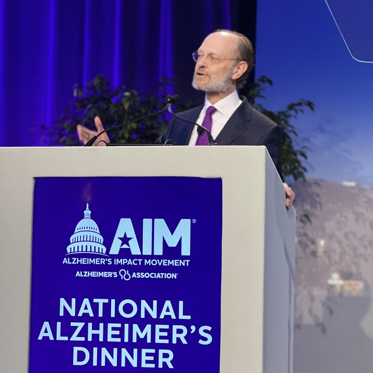 “I’m so happy and honored to be here with all of you, to celebrate our progress together in this fight, and to recognize some of the heroes who’ve helped make that progress possible.” Actor and Alzheimer’s Association advocate David Hyde Pierce opens tonight’s #alzforum National…