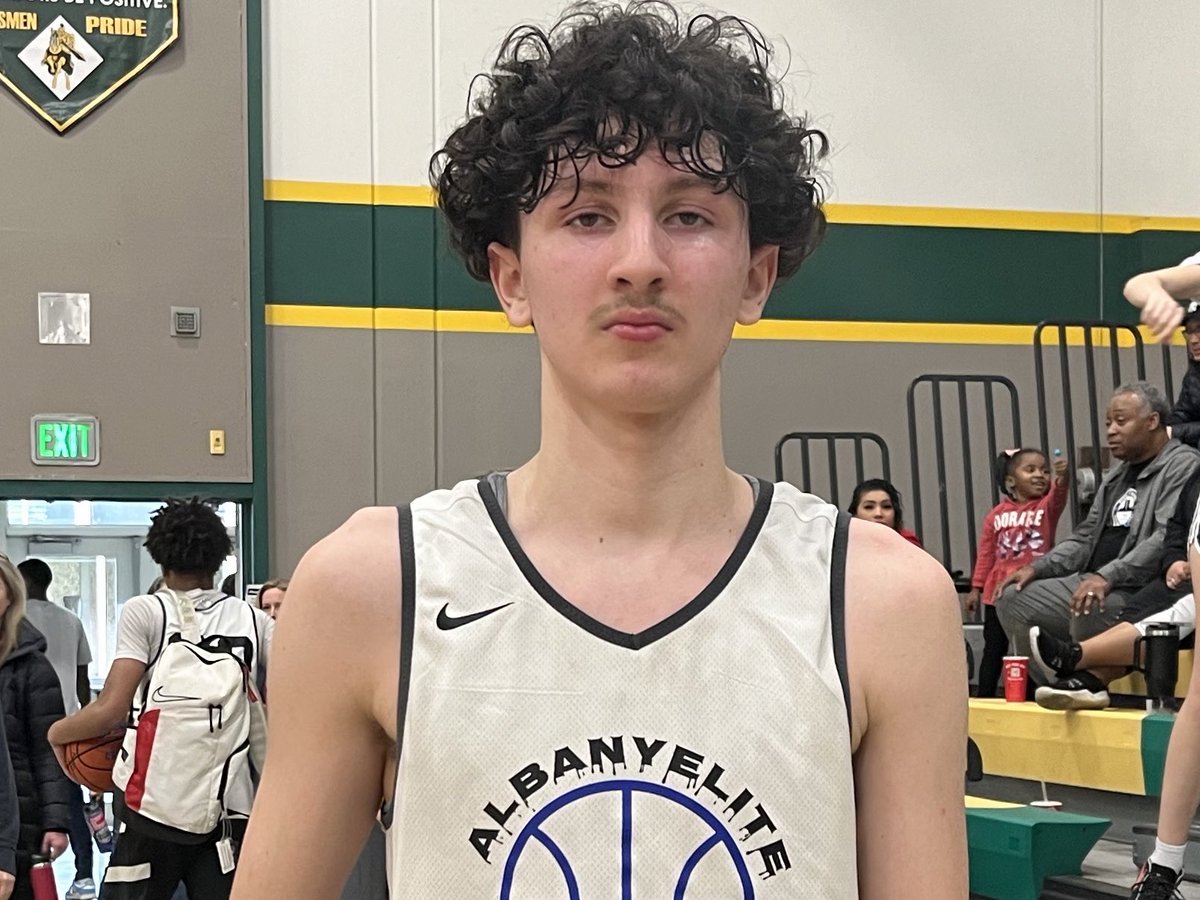 While @Albany_Elite didn’t get the win in the @HoopSource1 Spring Preview 16U finals, @GavinAguilar_2 almost got it done. The @westalbanybball guard drew oohs and aahs with his shot making ability, draining NBA range threes while also getting buckets around the hoop.