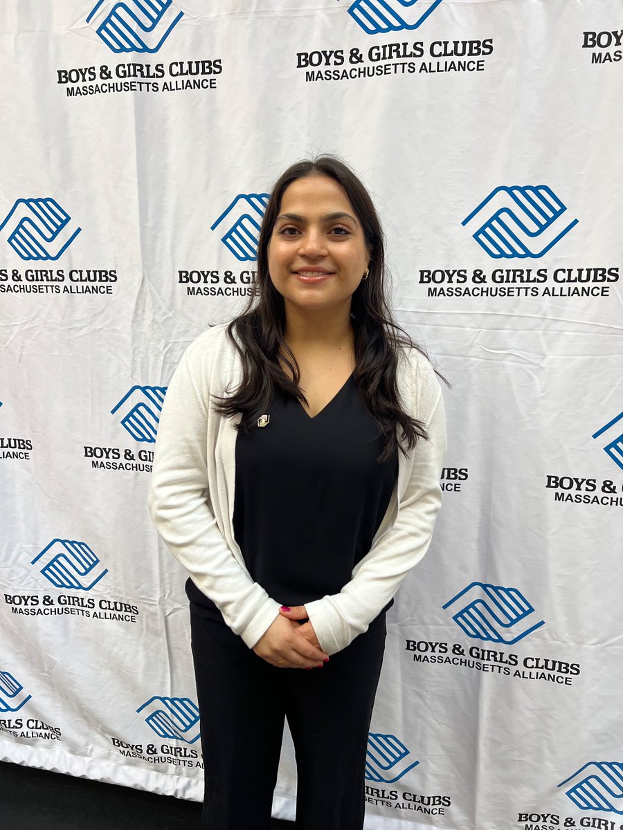 BGCWoburn's tweet photo. The Club, including 2023 Youth of the Year, Rani spent the day at the State House for Advocacy Day with @MassAllianceBGC. Thank you to the offices of Rep @richhaggerty, Rep @mciccolo, and Sen @CindyFriedmanMA for their continued support of Clubs across the Commonwealth! https://t.co/rzSb2g8VRT