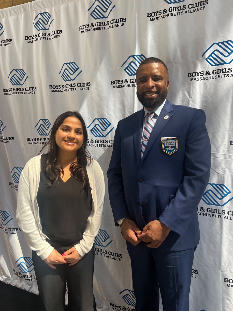 BGCWoburn's tweet photo. The Club, including 2023 Youth of the Year, Rani spent the day at the State House for Advocacy Day with @MassAllianceBGC. Thank you to the offices of Rep @richhaggerty, Rep @mciccolo, and Sen @CindyFriedmanMA for their continued support of Clubs across the Commonwealth! https://t.co/rzSb2g8VRT