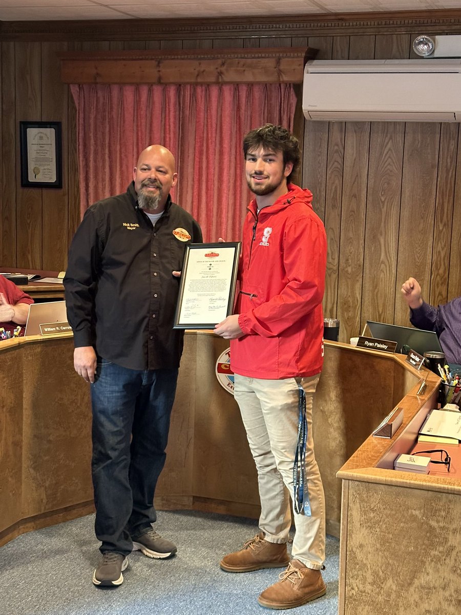 I’m blessed to be recognized by the town of Clayton. Thank you for all the support and love this year!! @coachmikejudy @CoachMarks717 @NolanMHenderson @CoachTomasetti @Coachjcmorgan