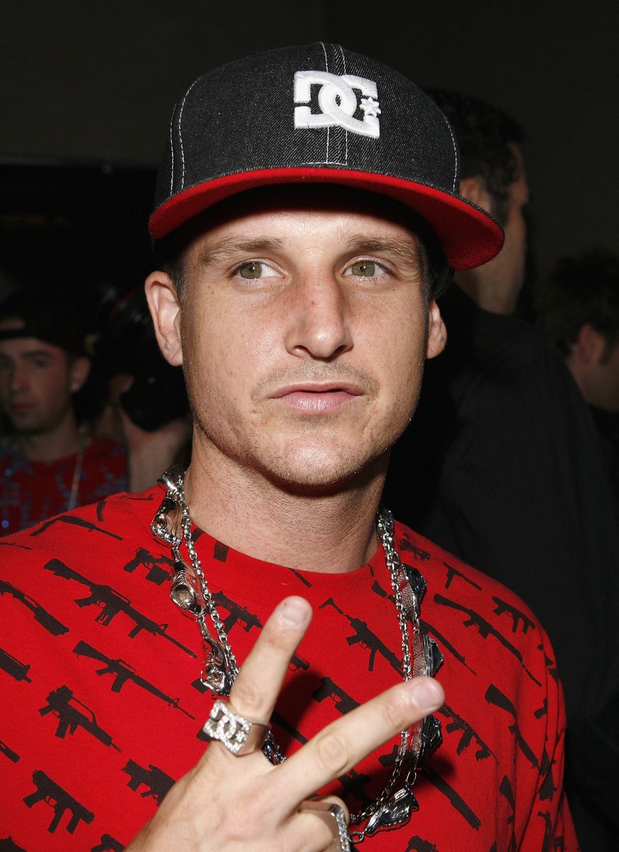 who can put me in touch with rob dyrdek?