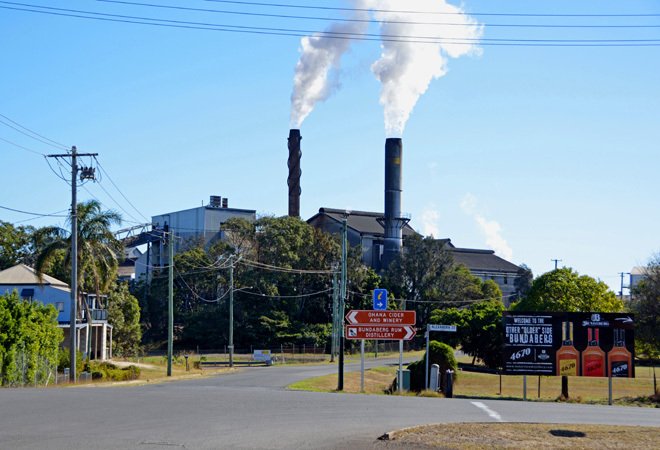 talkingwalk's tweet photo. @Qldaah So, a nuclear reactor in Hinkler it is! It's perfect site #KeithPitt, close to the water, so they can manage the cooling towers. Bundaberg won't notice the difference between all the sugar cane and nuclear pollution chimney stacks. https://t.co/tnLg0N6MQR