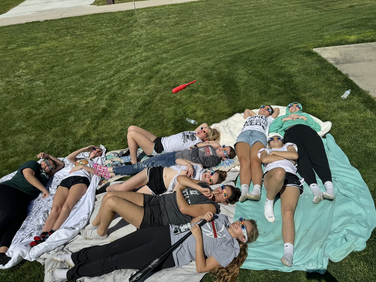 Lady Mounties eclipse party in Morgantown