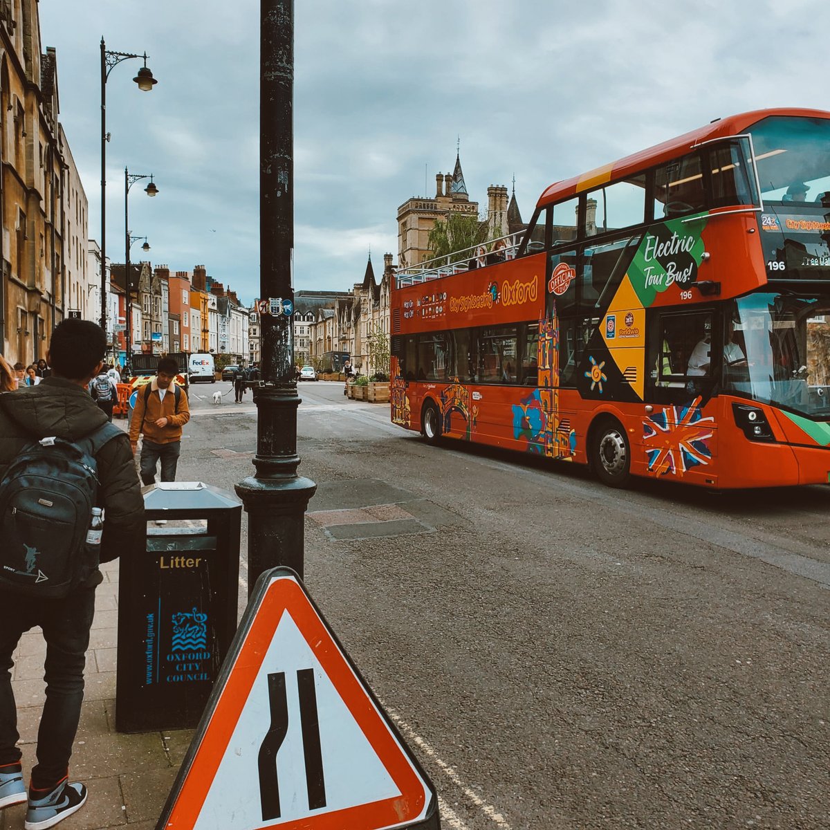 drdanacarson's tweet photo. After a nine-hour-plus flight, my wife & I arrived at City Square in Oxford, UK & saw the entrance to New College, University of Oxford. I'm excited to speak at the Oxford Collouqy this week.
#DrDanaCarson #UniversityofOxford #UK #NewCollegeOxford #OxfordColloquy2024 #mywifeandI https://t.co/1m4RHfL1M4