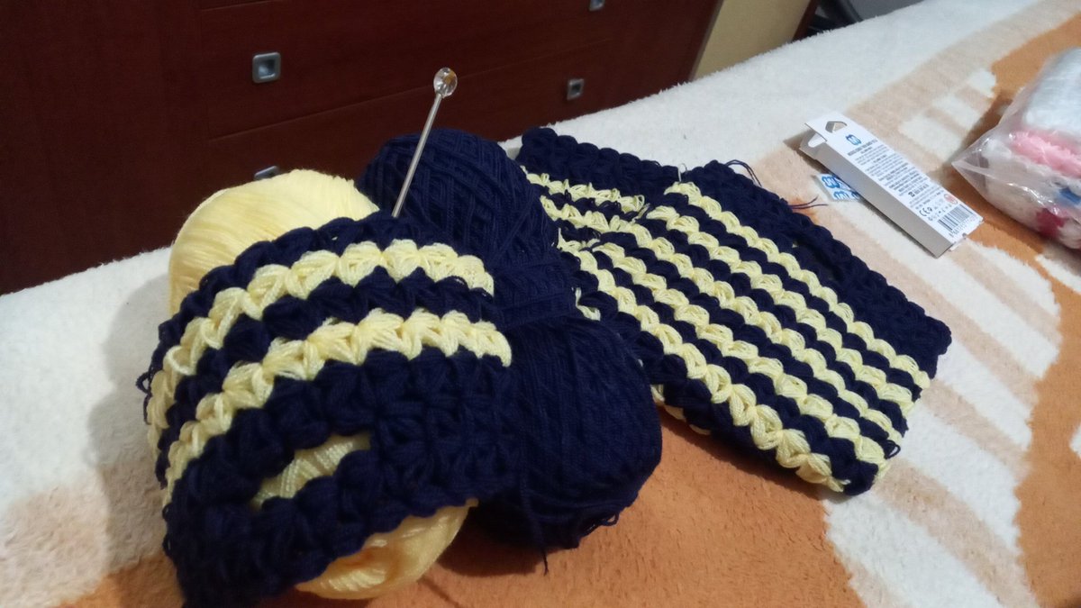 Banyo lifleri yapıyorum satıyorum tane 60tl kargo karşı ödemeli yolluyorum çocuklarım için yapıyorum rt destek olursanız sevinirim #Halving