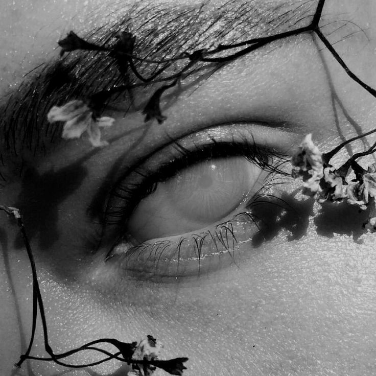 Gusanitescritor's tweet photo. Colors | #aukookv
Th es un Omega que a sus 32 años sigue viendo el mundo a blanco y negro. Lo normal sería, ver a todo color luego de haber encontrado a una de tus almas gemelas a temprana edad, pero ese no era el caso de Th y tampoco era el de Jk; un alfa que había nacido ciego. https://t.co/zMJPp8I6Xy