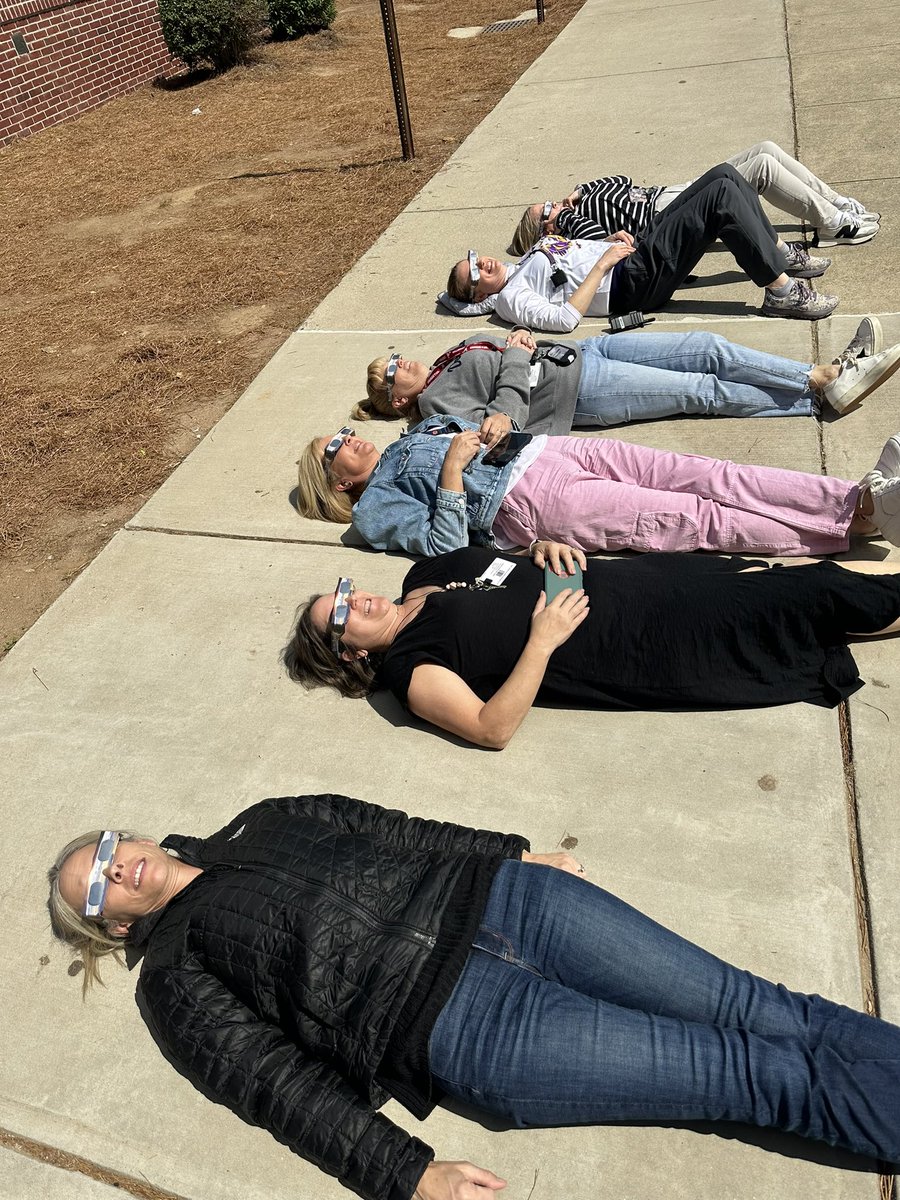 Lakeside Middle tweet media