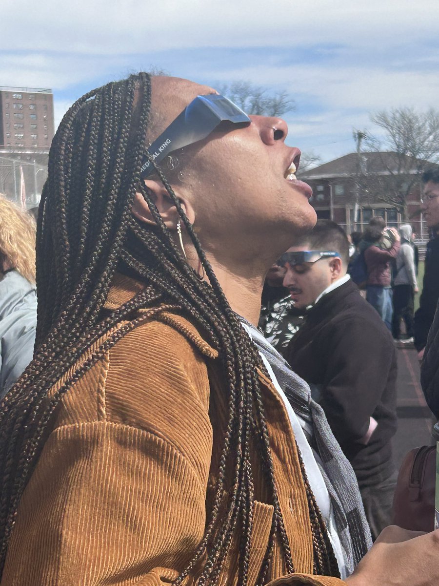 DerekCradleNYC tweet media