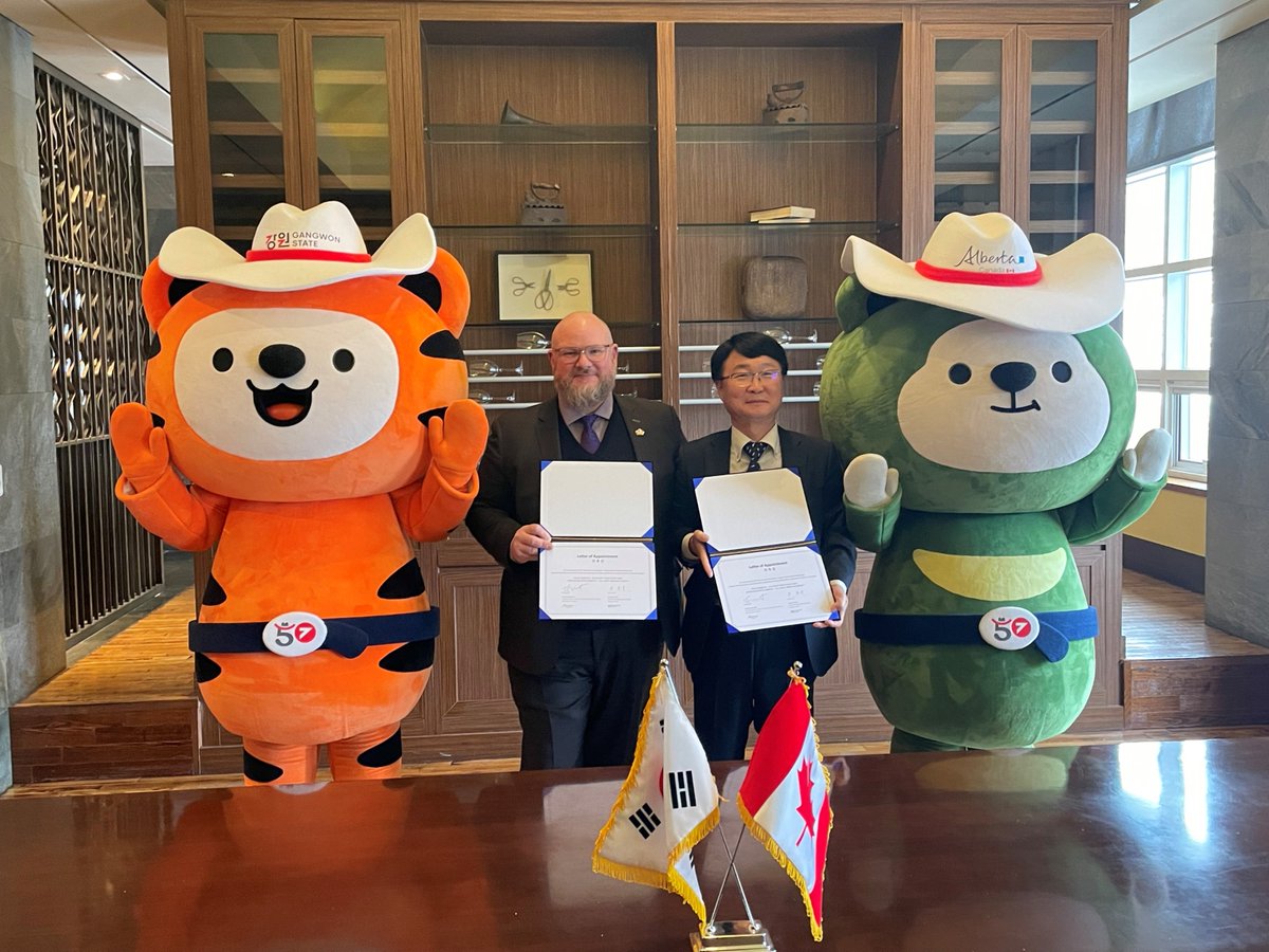 To commemorate the 50th Anniversary of the Alberta – Gangwon Sister Province Relationship, Gangwon State Government mascots have been appointed as honorary ambassadors to jointly promote Alberta 🇨🇦 and Gangwon🇰🇷! #GangwonState #Alberta