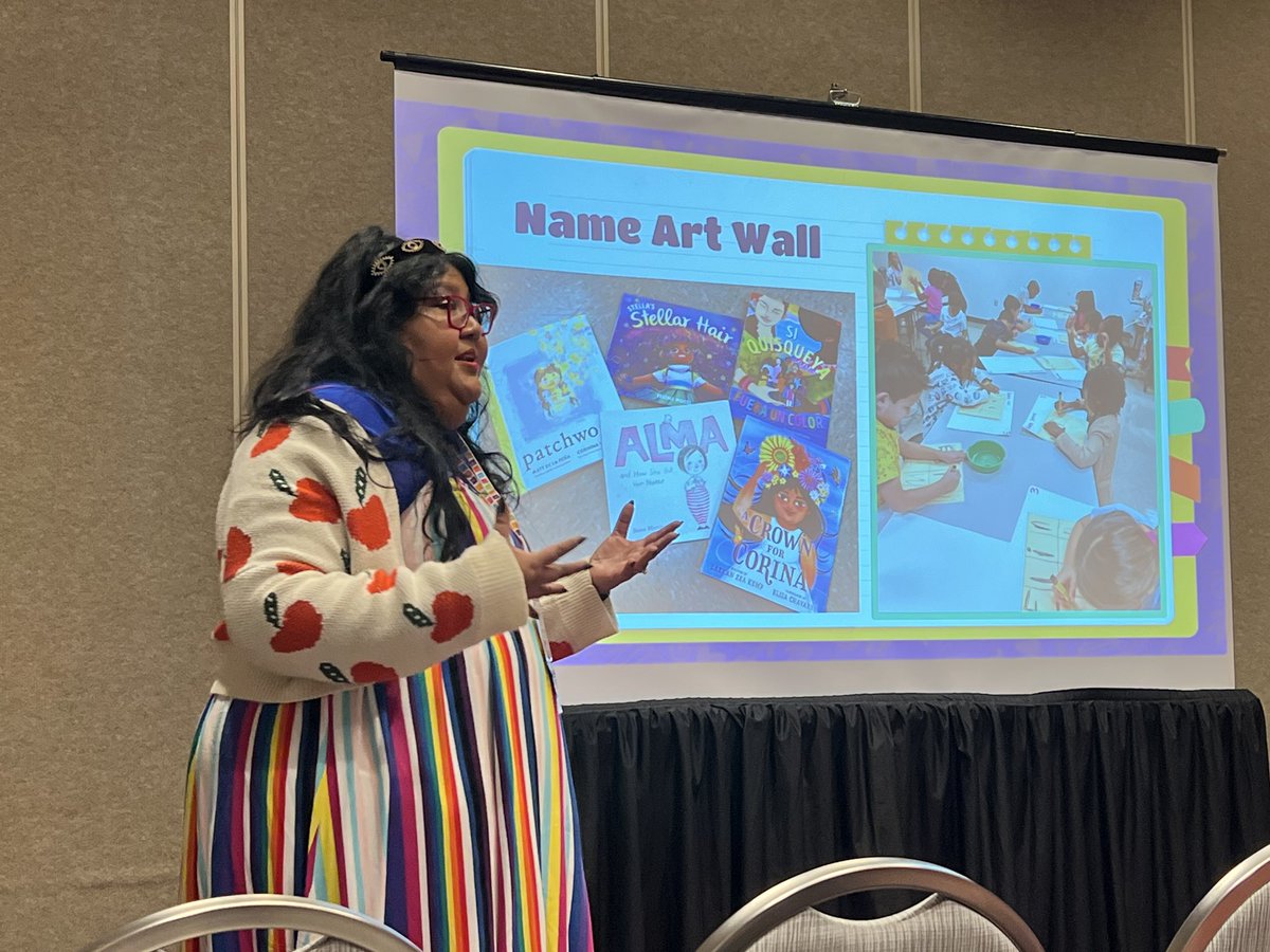 mslowpaz's tweet image. I loved being able to share the great work my artists do daily especially when it’s through “nuestras historias” #NAEA24  @naea_arteducators thank you @NewmanKaileigh for being a great leader &amp;amp; my @CypresswoodES admin team for supporting #arted #cwoodcreates @drgoffney #MyAldine