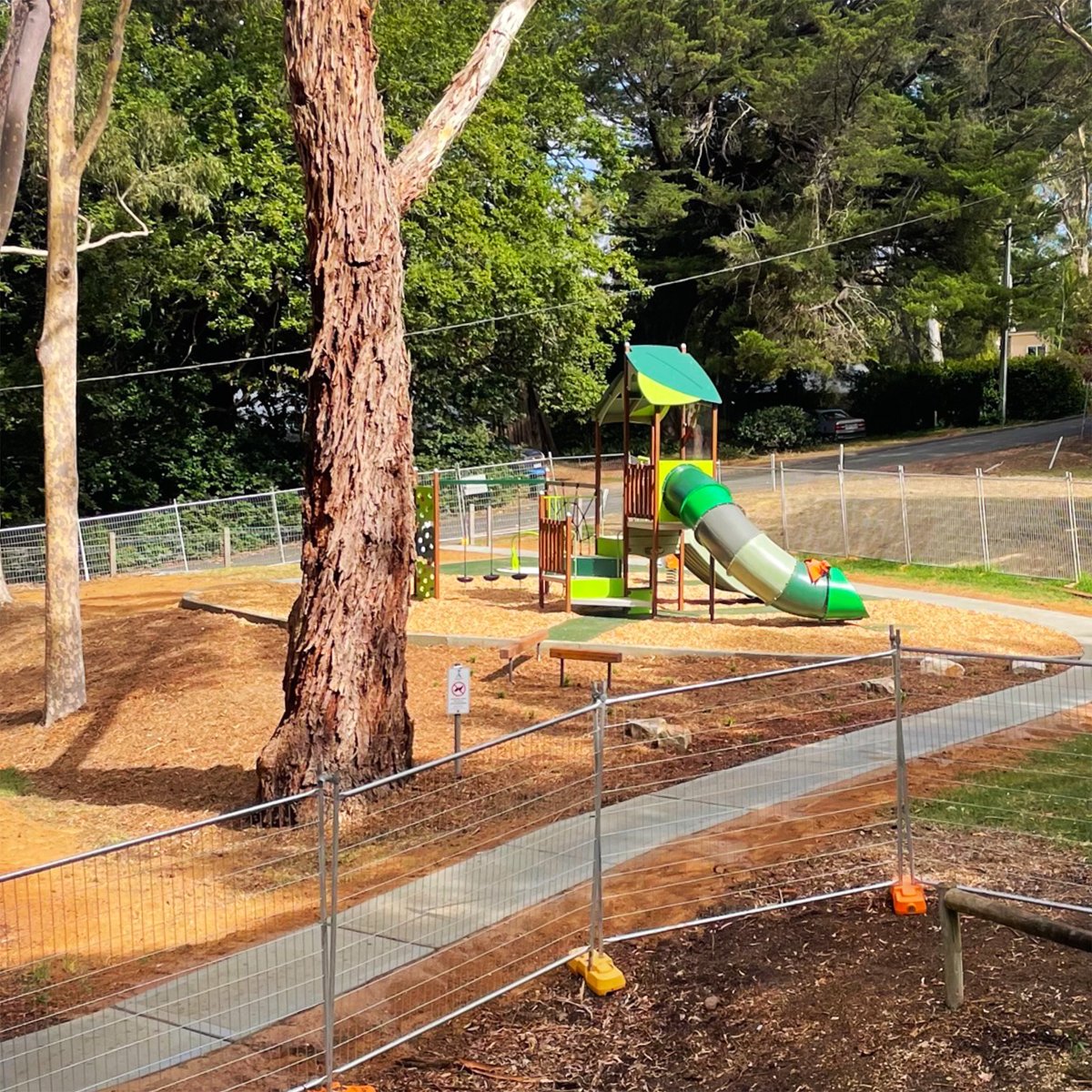 Have you seen the works taking place for the Crafers Protea Reserve play space upgrade? 🌳 Here is a sneak peek! 👀 The fences will come down soon and we are excited!