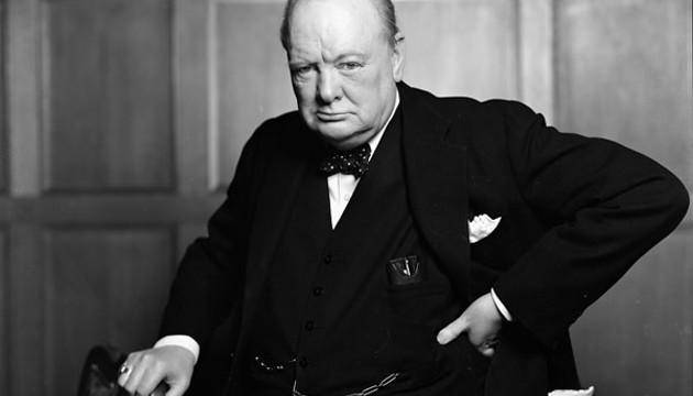 'Cuanto más atrás puedas mirar, más adelante verás'. Winston Churchill #Fuedicho